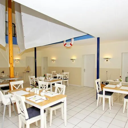 F-1010 Strandhaus Moenchgut Dz 28 Terrasse Strandnah, Inkl Fruehstueck فندق *